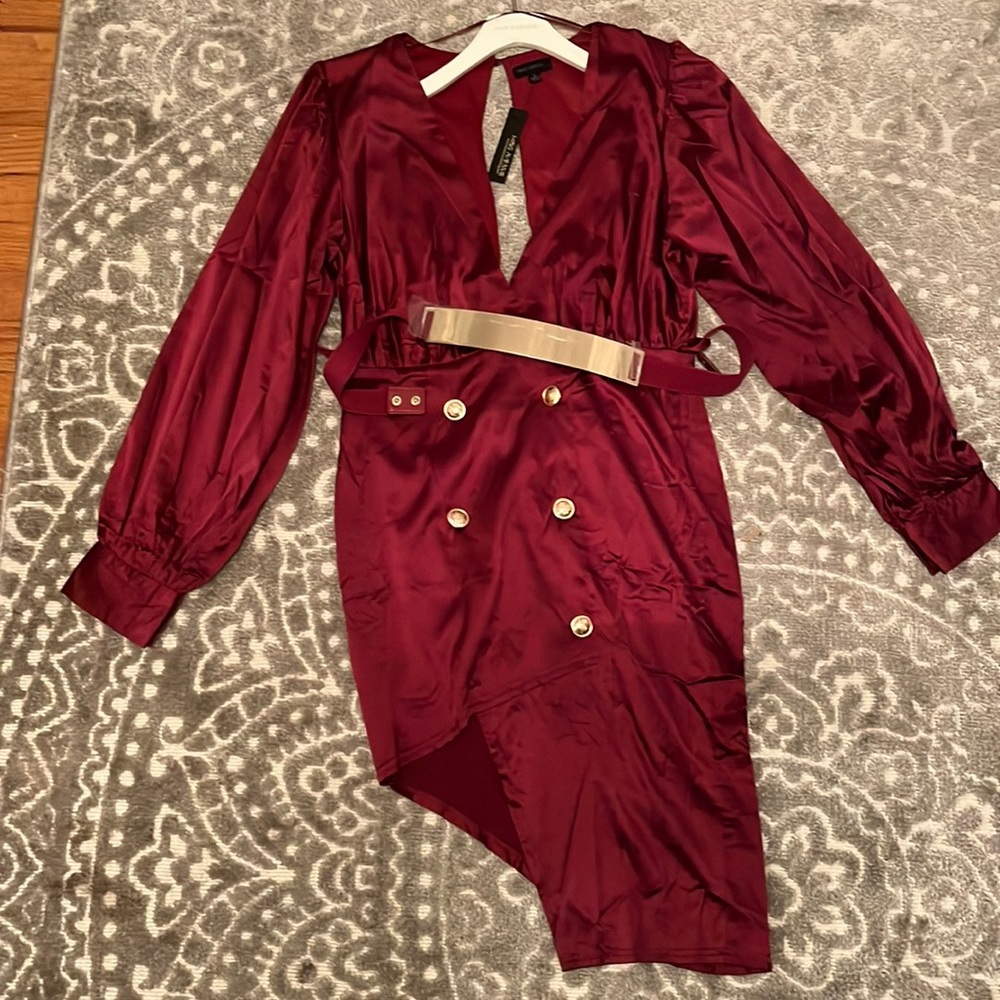 Miss avenue. Size large
